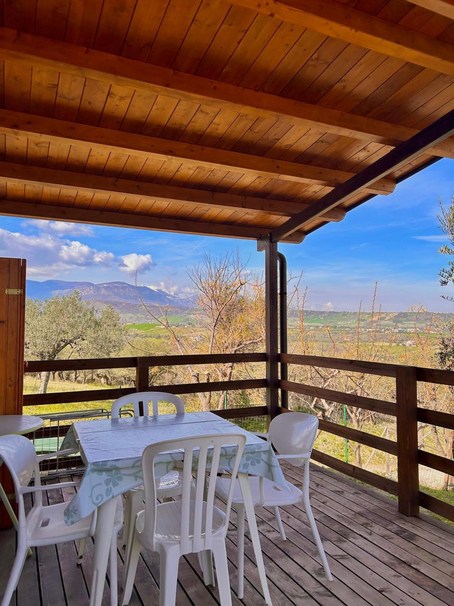 Villa Oasi Macerina Alanno Exterior foto