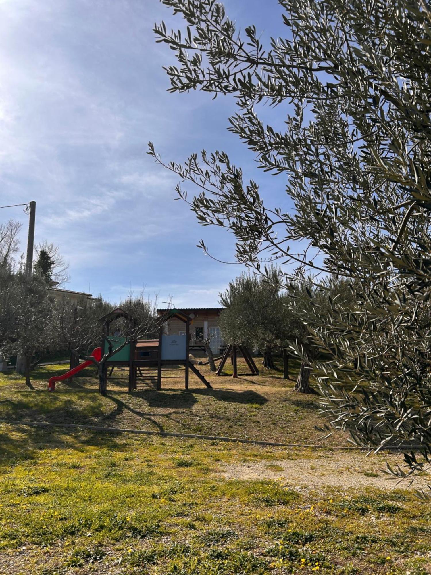 Villa Oasi Macerina Alanno Exterior foto